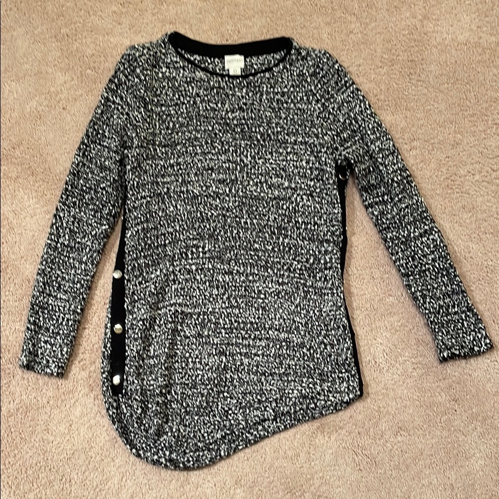 Zenergy by Chico’s size 0 Black & White tunic Sweater